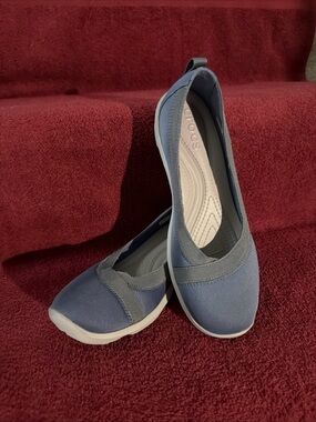 CROCS Women's Navy Blue Slip-On Ballet Flats